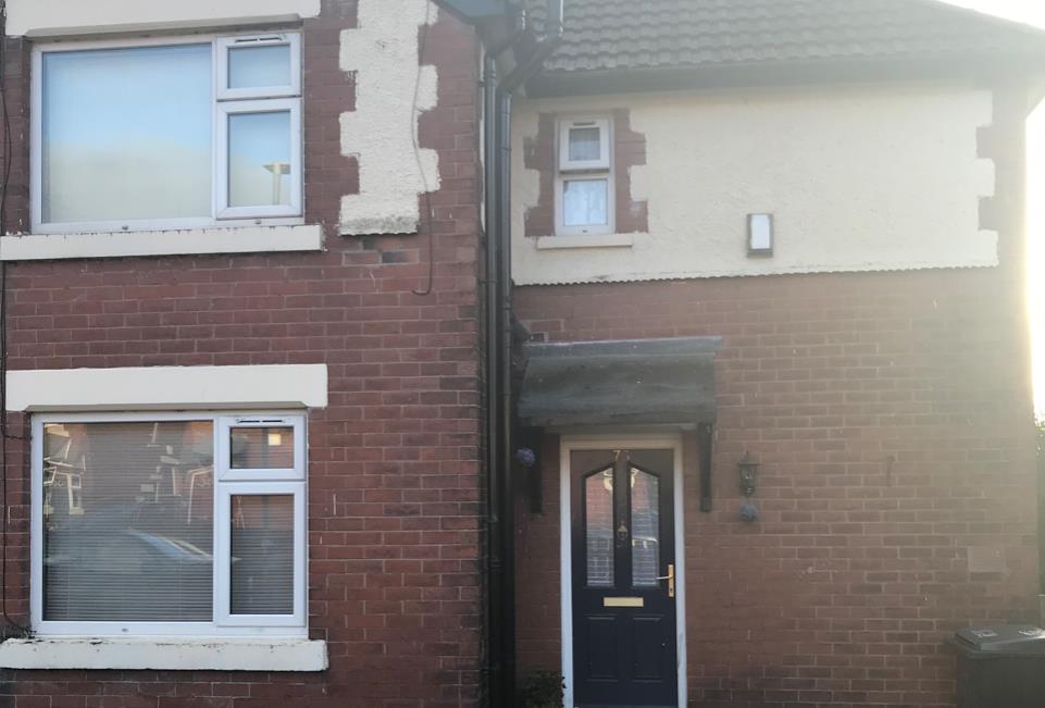 3 bedroom House in AshtonUnderLyne House Exchange