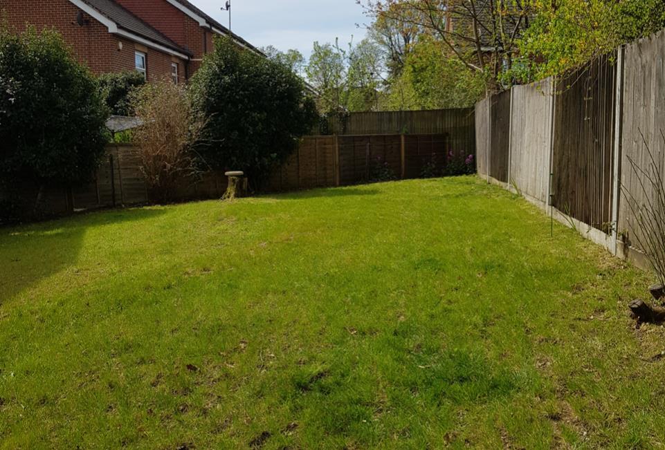 2 bedroom Bungalow in Camberley House Exchange