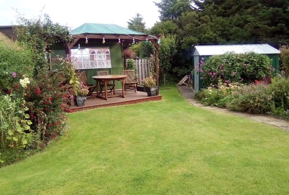 2 bedroom Bungalow in Wakefield House Exchange