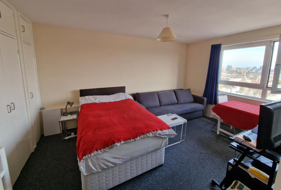 1 bedroom Studio Bedsit in London House Exchange