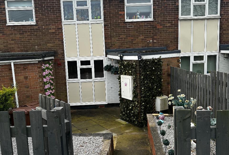 2 bedroom House in Pontefract House Exchange